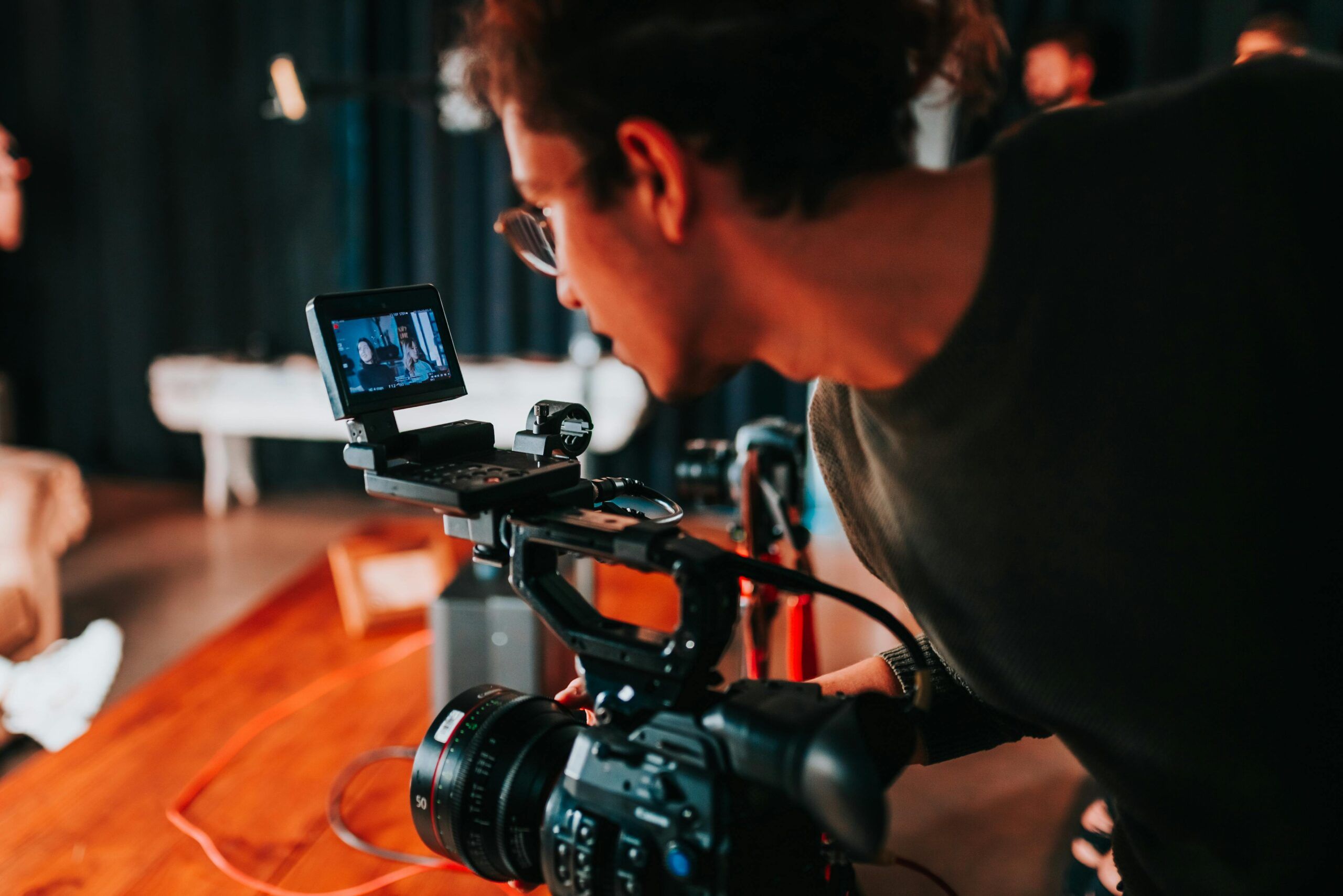 how to become a videographer